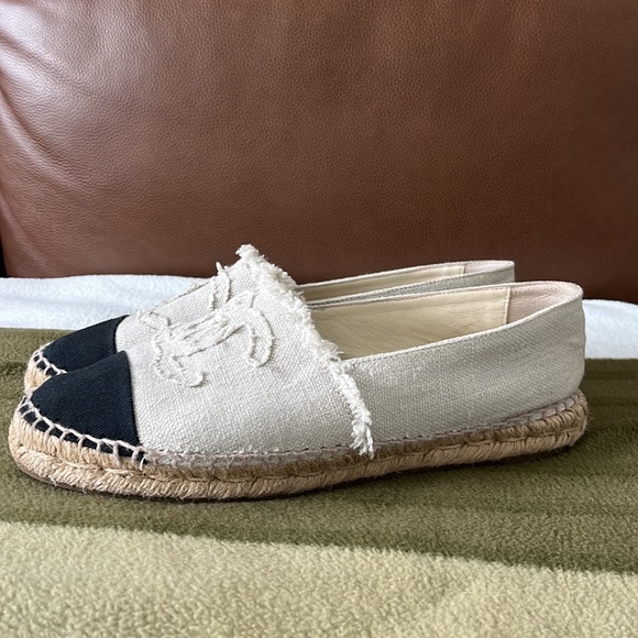 Chanel Espadrilles - Beige/Black - Picture 3 of 8